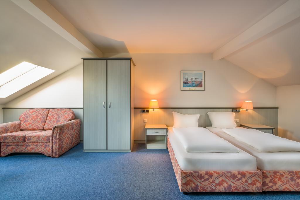Hotel Am Bonhoefferplatz Dresden Eksteriør billede