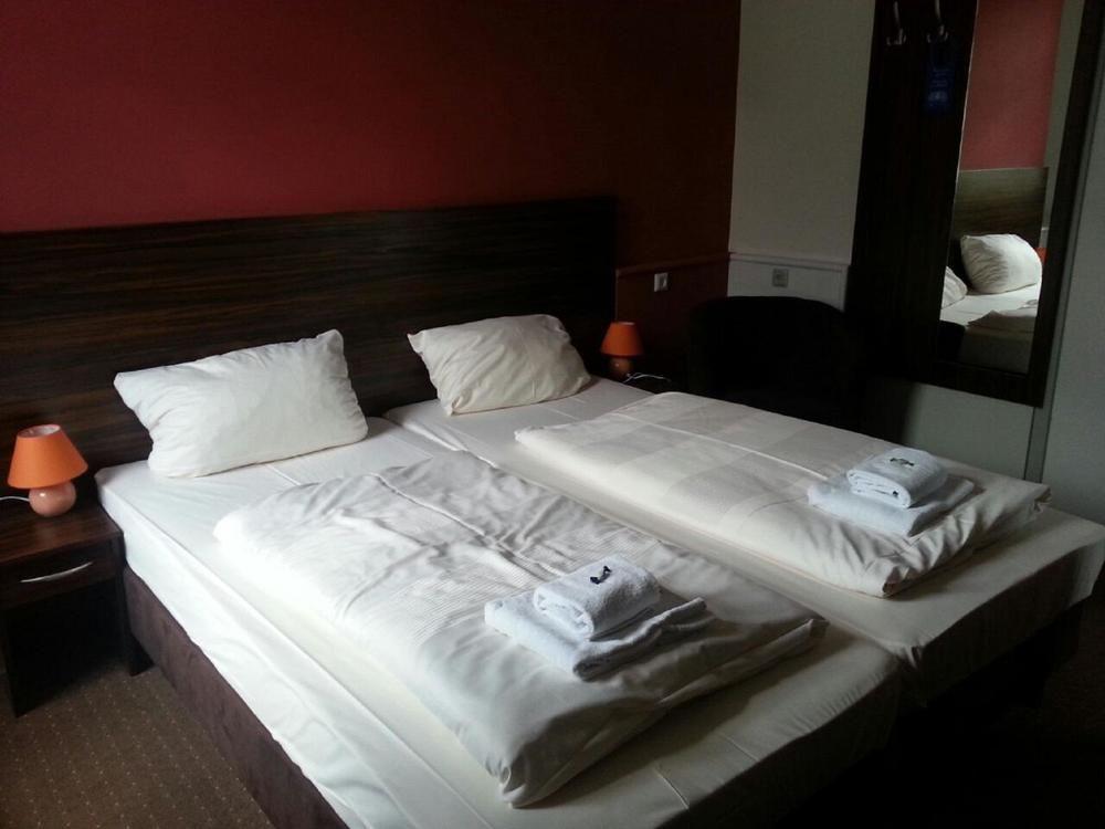 Hotel Am Bonhoefferplatz Dresden Eksteriør billede