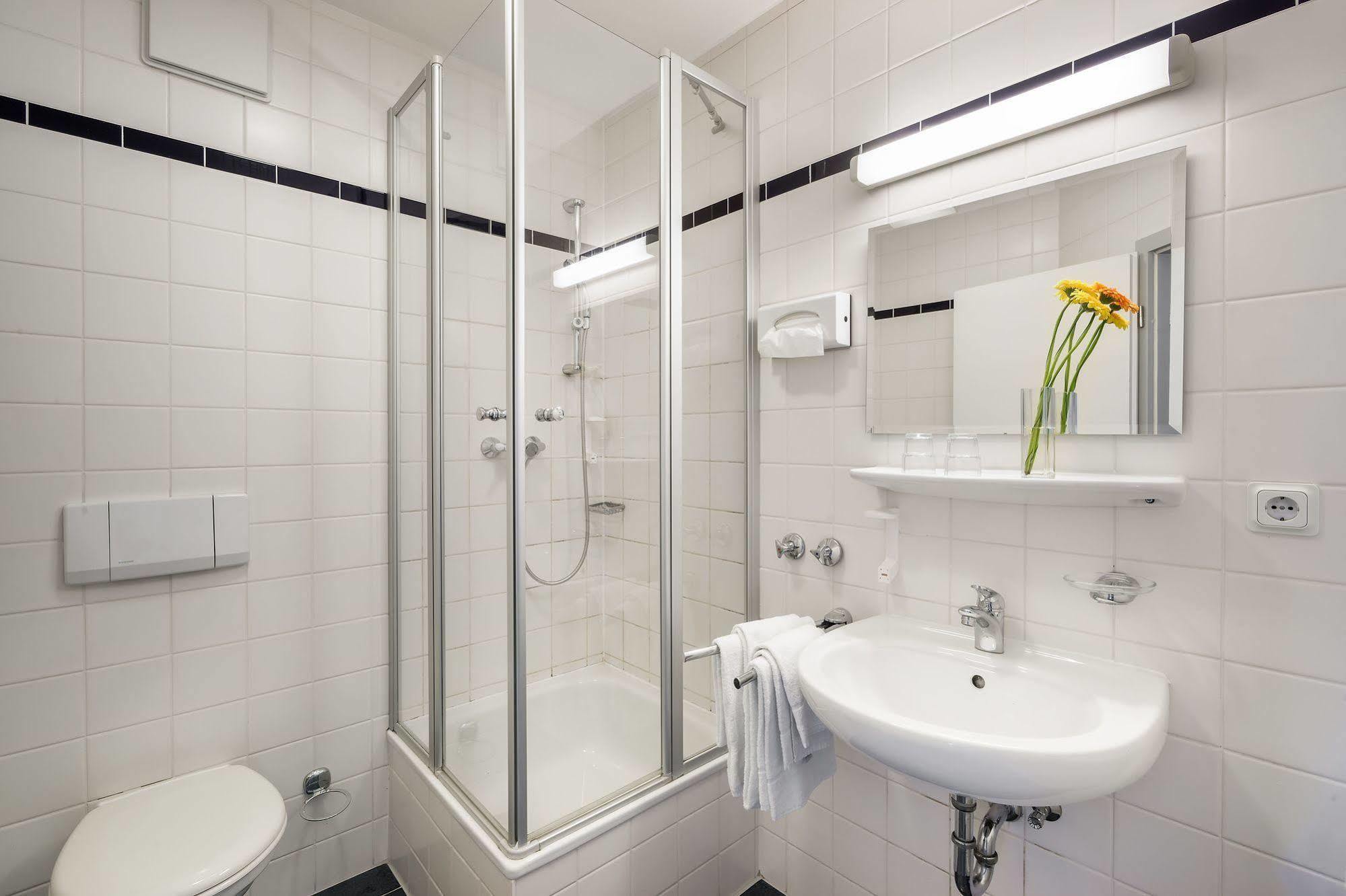 Hotel Am Bonhoefferplatz Dresden Eksteriør billede